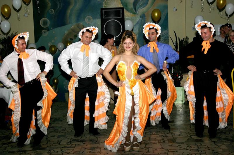 Сценки в костюмах на свадьбу Сценки в костюмах на свадьбу
