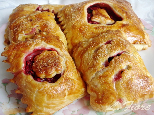 Рецепт слойки с малиной