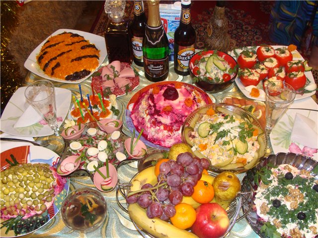 Что приготовить на стол на новый год меню Что приготовить на стол на новый год меню