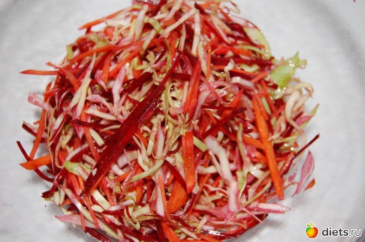 Какой салат из свеклы моркови и капусты