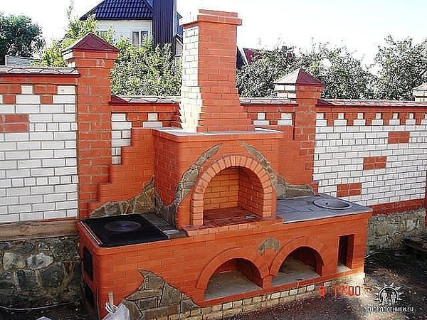 Фото уличный мангал из кирпича Фото уличный мангал из кирпича