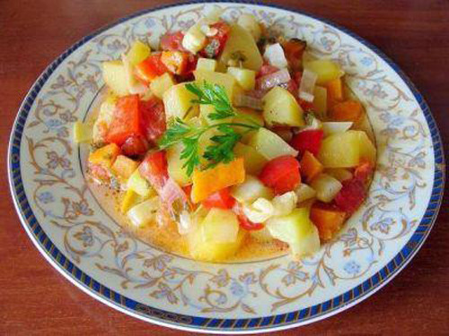 Овощное рагу из кабачков и картофеля