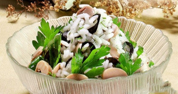 Салат с рисом и грибами рецепт