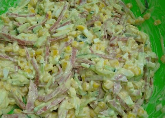 Салат соломка с кукурузой и колбасой рецепт пошаговый Салат соломка с кукурузой и колбасой рецепт пошаговый
