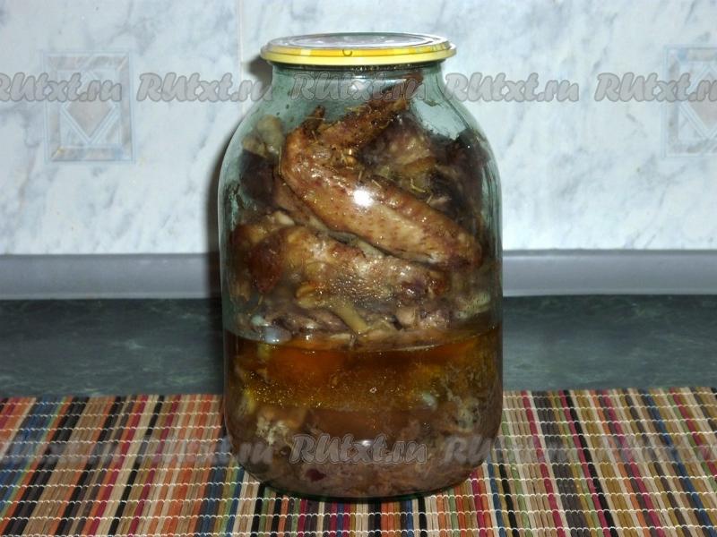 Приготовить курицу в стеклянной банке в духовке