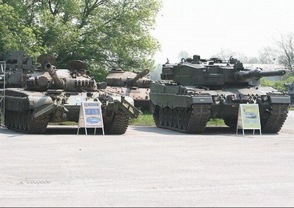 Леопард и т90. Т-72 vs abrams. т-90 и леопард 2а4. танк леопард против т-72. т80 танк против абрамс.