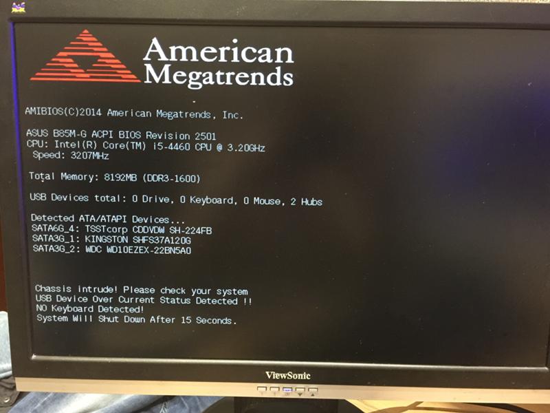 Артефакты при загрузке. Артефакты при загрузке. Синий экран видеокарта. Артефакты на экране при запуске windows. Артефакты при загрузке виндовс.