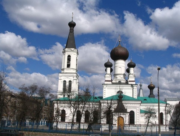 Фото храма трех святителей
