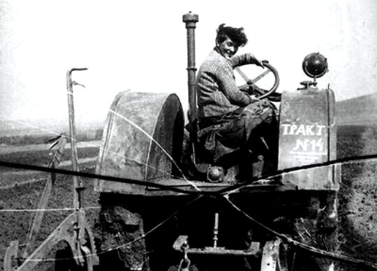 Паша ангелина трактористка фото