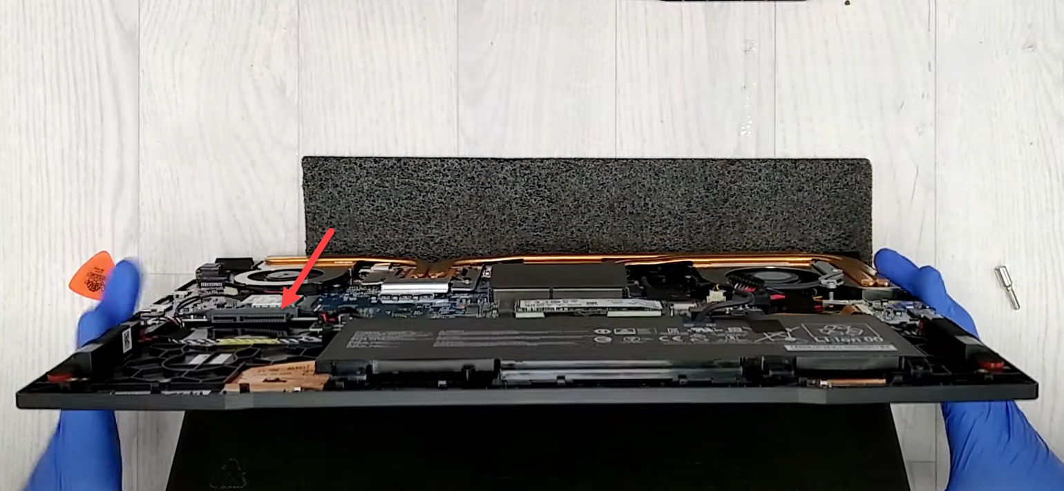 Можно-ли установить сата ссд помимо м2 в ноутбук msi katana gf76 11uc ...