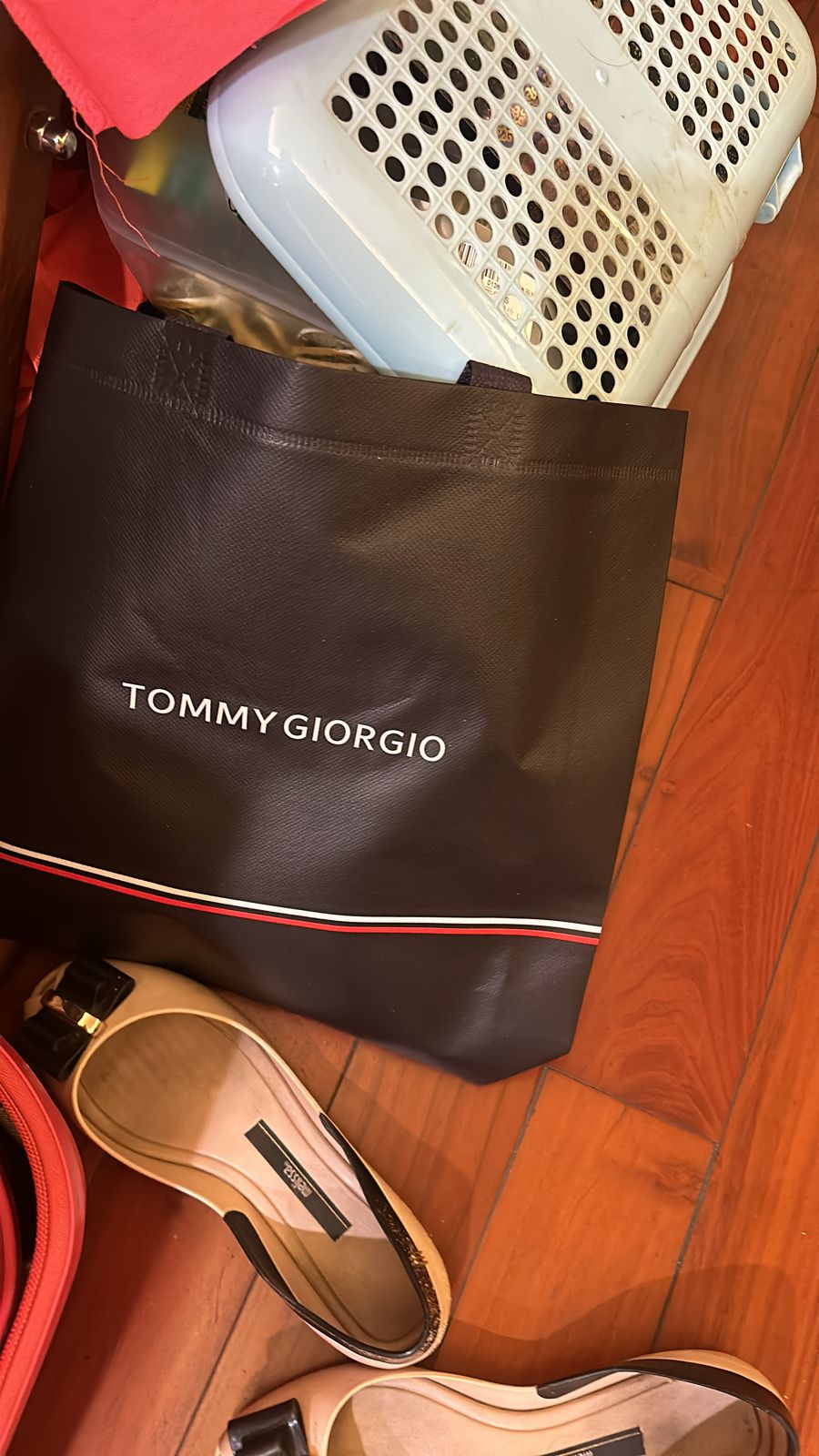 Что за бренд? Это tommy hilfiger? | Ответы Mail