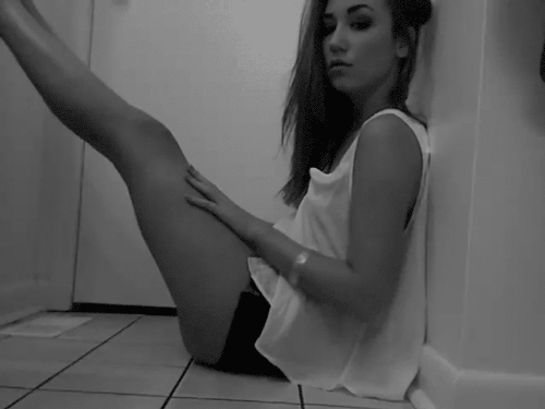 Handjob kissing squirt petite