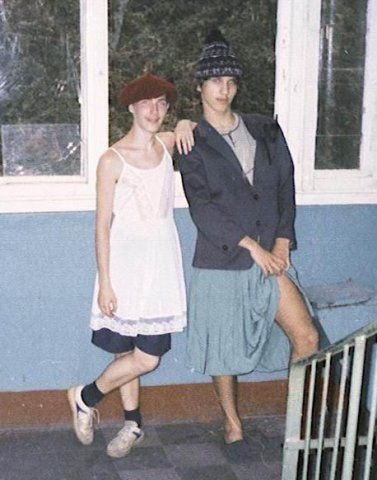 Ну просто огонь-девушки по уши в модных тенденциях! пкпкпк