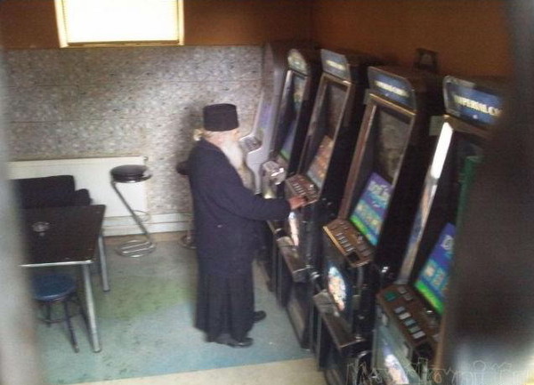 Можно ли христианину играть в карты работа в рулетку за мои деньги