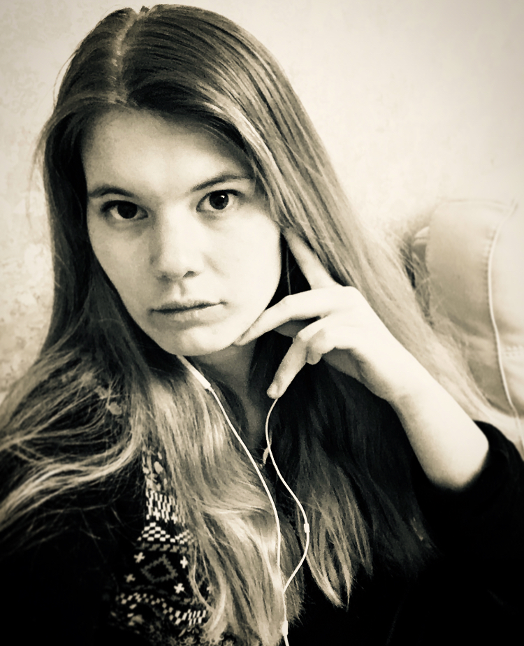 Даша бунтина фото в купальнике