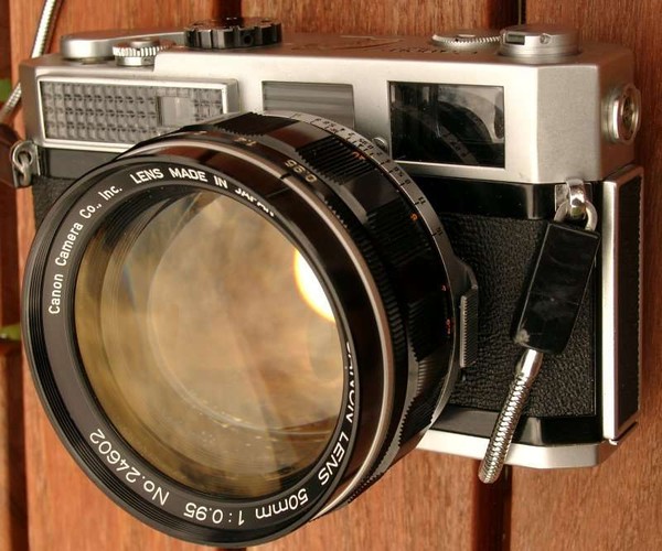 не наводится резкость на дигитальном фотоаппарате яркие шоу