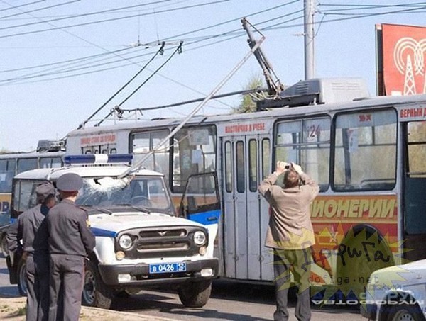 Смешные картинки с троллейбусом