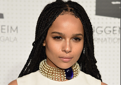 Юбка мен джинсы киген жалаңаш қыздар