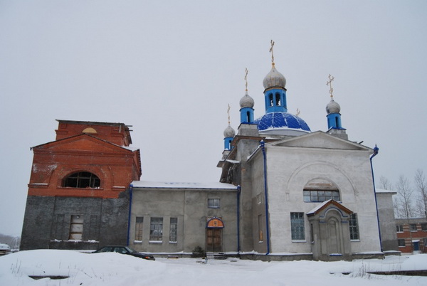 Храм в поселке новоуткинск фото