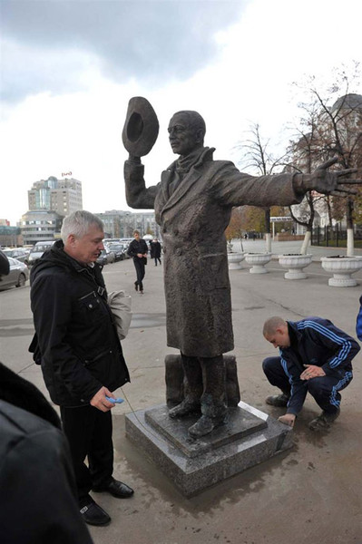 От Ленина - к Деточкину. Как снимали легендарный "Берегись автомобиля" Аргументы