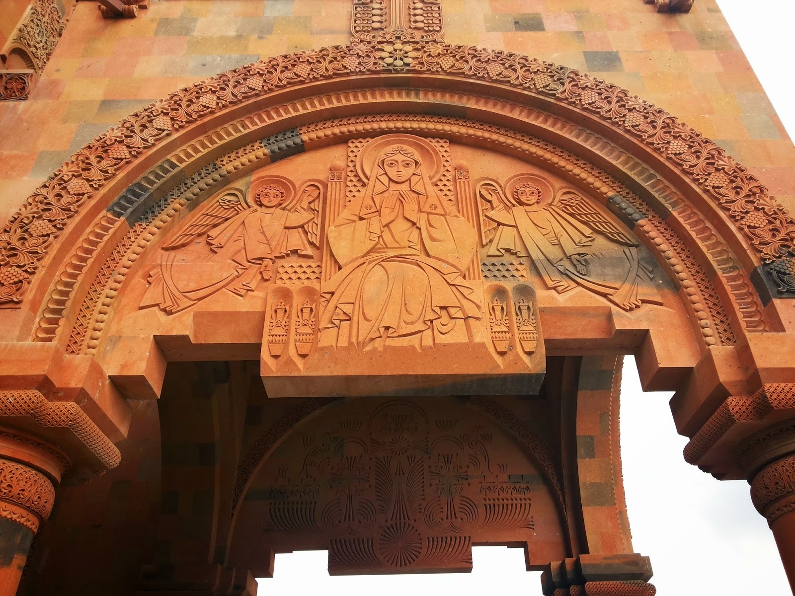 c423d6bfd533305ff1390d17037661ed_h-9208.