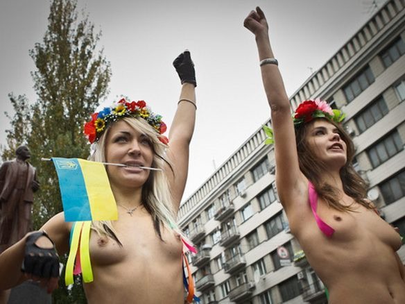 Украиночки Топлесс Топлесс украиночки