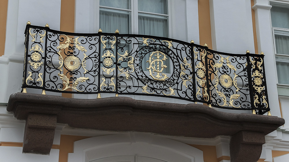 Ослепительное великолепие "ЗОЛОТЫХ ВОРОТ" летней царской резиденции Записки Царс